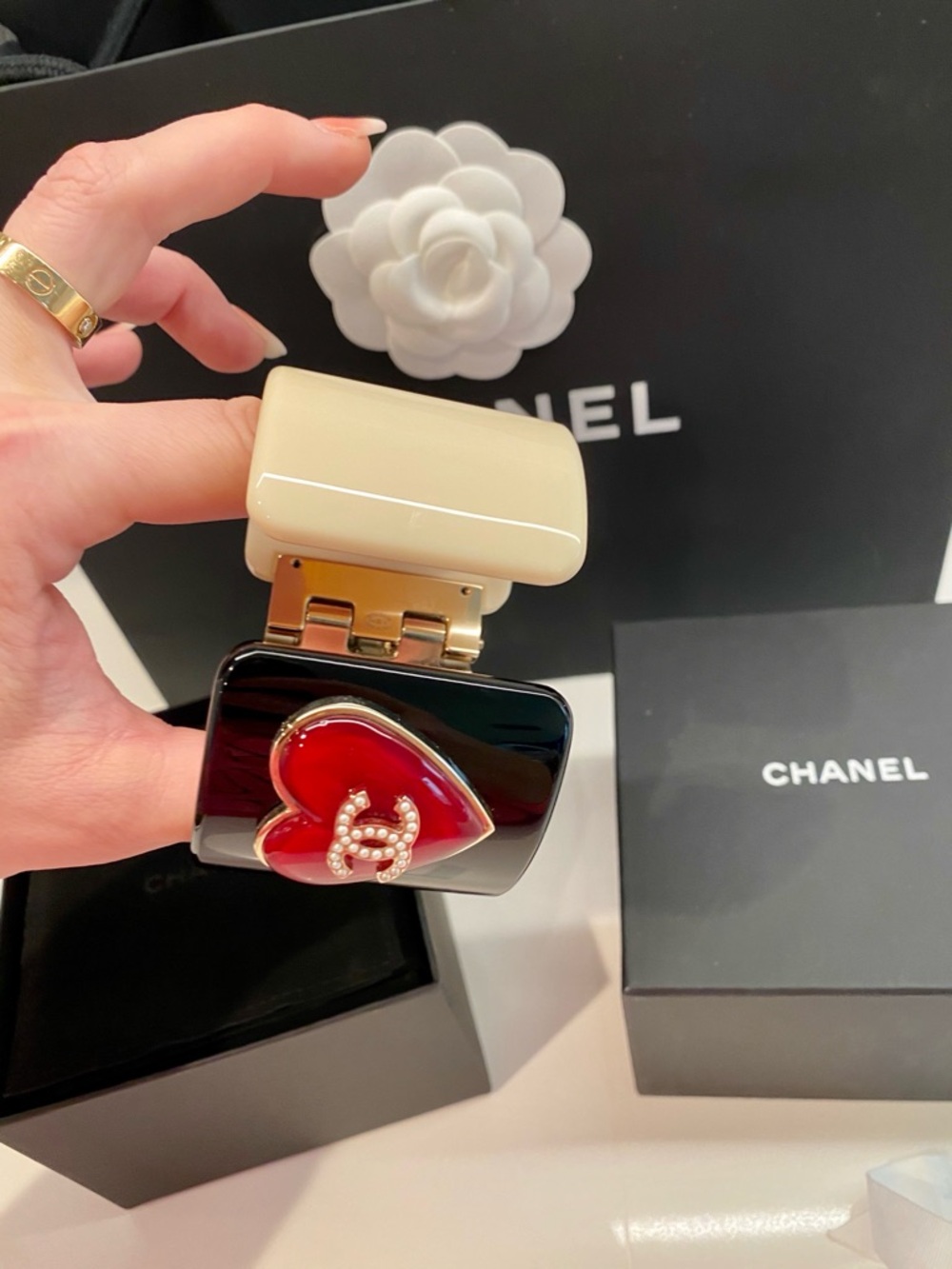 CHANEL Black and White Resin Cuff with Red Heart CC Accent - Picture 3 of 11